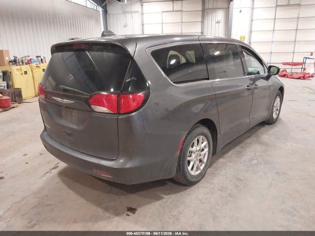 2022 CHRYSLER VOYAGER LX 4