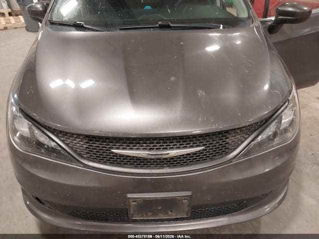 2022 CHRYSLER VOYAGER LX 6