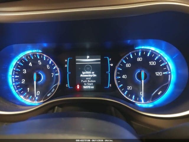 2022 CHRYSLER VOYAGER LX 7