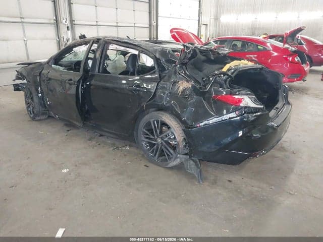 2025 TOYOTA CAMRY XSE 3