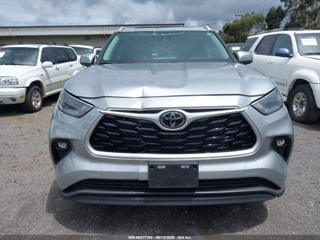 2024 TOYOTA HIGHLANDER XLE 12