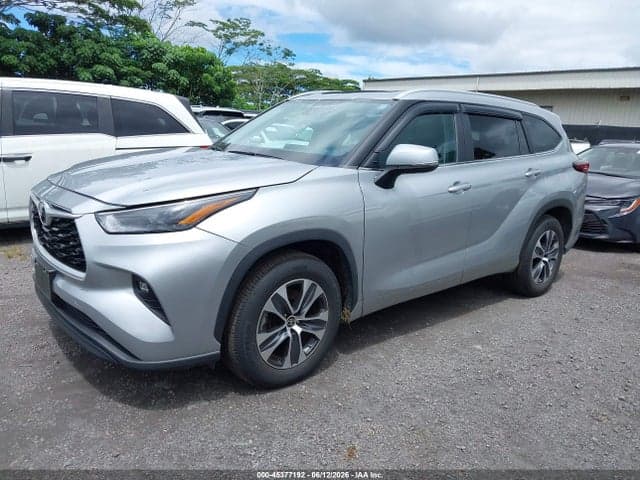 2024 TOYOTA HIGHLANDER XLE 14