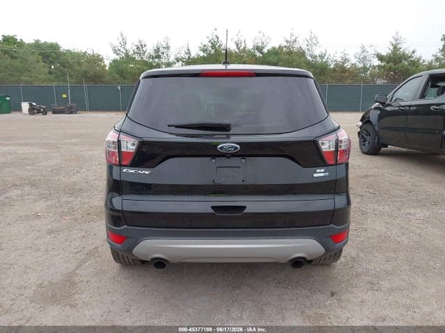 2017 FORD ESCAPE SE 16