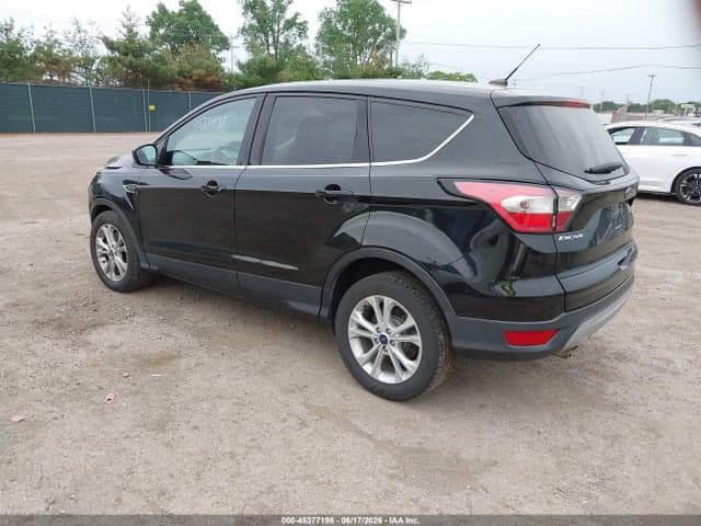 2017 FORD ESCAPE SE 3