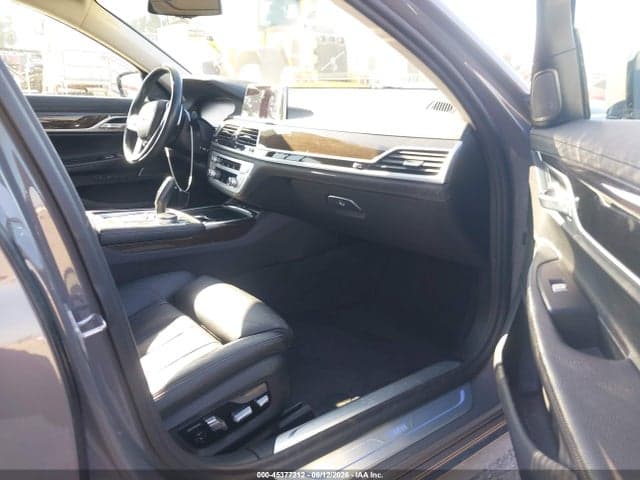 2020 BMW 740I 5