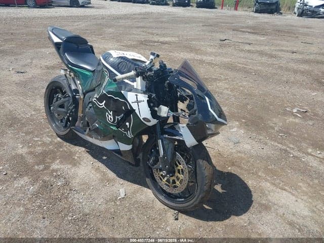 2025 HONDA CBR600 RR