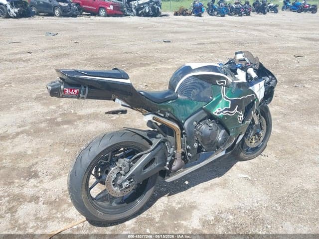 2025 HONDA CBR600 RR 4
