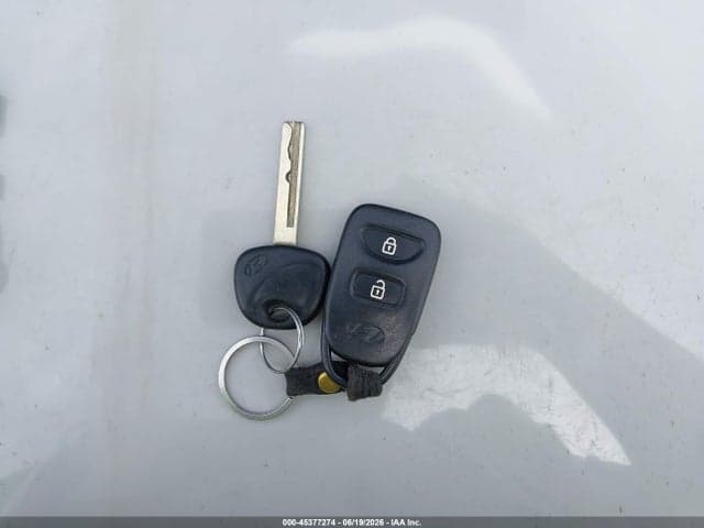 2017 HYUNDAI ACCENT SE 11