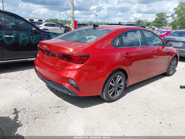 2024 KIA FORTE LXS 4