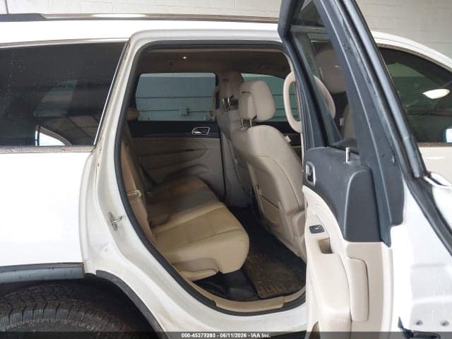 2019 JEEP GRAND CHEROKEE LAREDO E 4X4 8