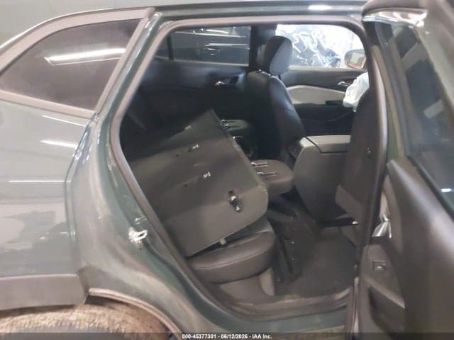 2025 CHEVROLET TRAX FWD LT 8
