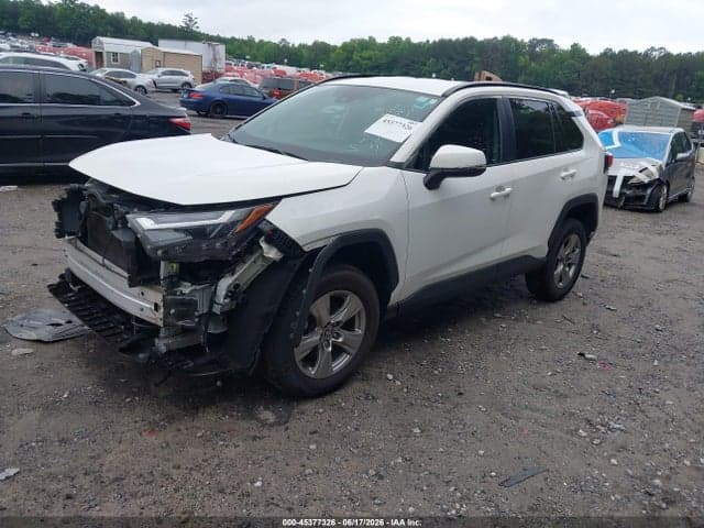 2023 TOYOTA RAV4 XLE 2