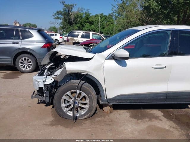 2020 FORD ESCAPE SE 18