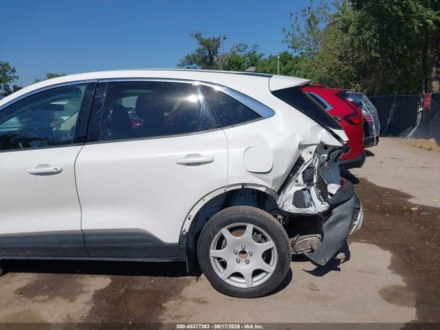 2020 FORD ESCAPE SE 19