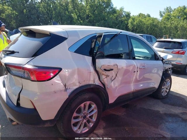 2020 FORD ESCAPE SE 21