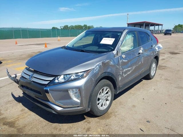 2018 MITSUBISHI ECLIPSE CROSS 2