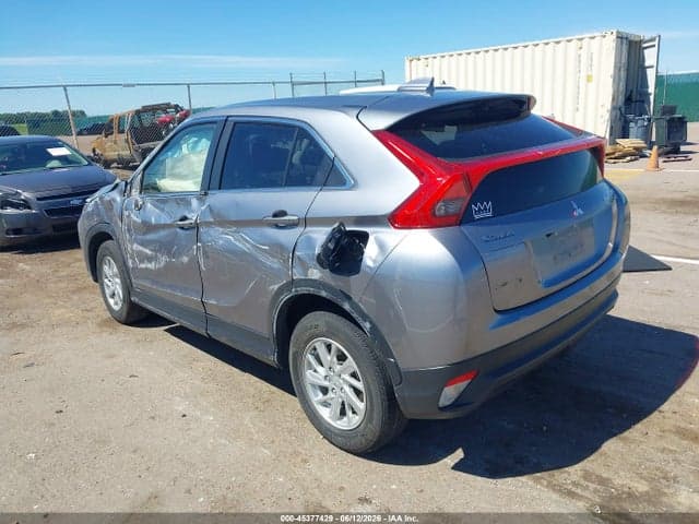 2018 MITSUBISHI ECLIPSE CROSS 3