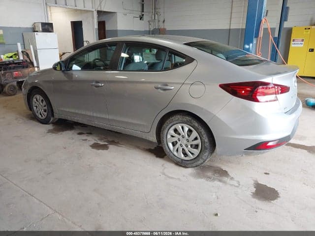 2020 HYUNDAI ELANTRA SE 3