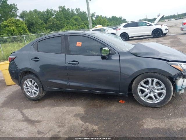 2018 TOYOTA YARIS IA 13