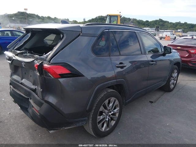 2019 TOYOTA RAV4 XLE PREMIUM 4