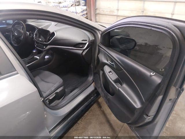 2017 CHEVROLET VOLT LT 5