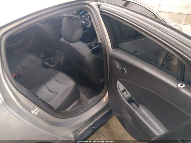 2017 CHEVROLET VOLT LT 8