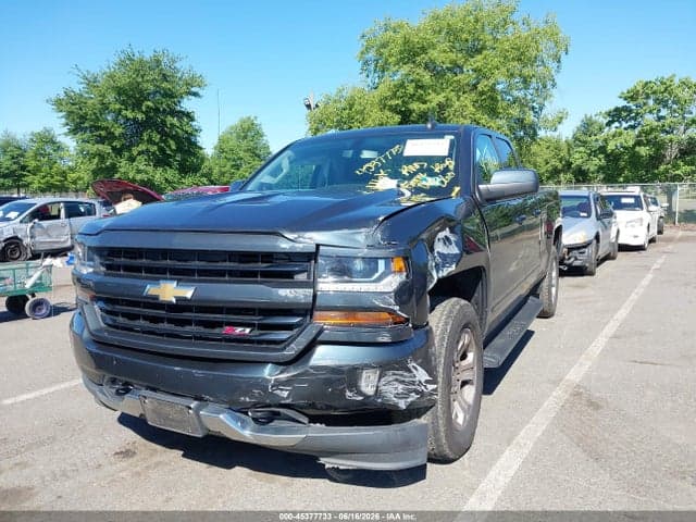 2018 CHEVROLET SILVERADO 1500 LT 2