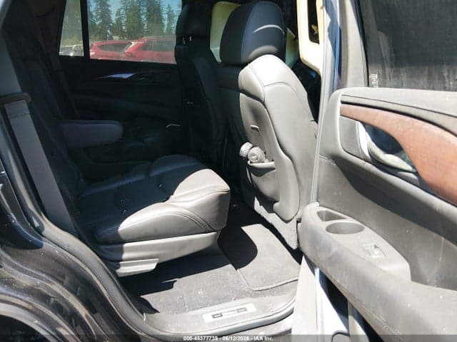 2017 CADILLAC ESCALADE PREMIUM LUXURY 8