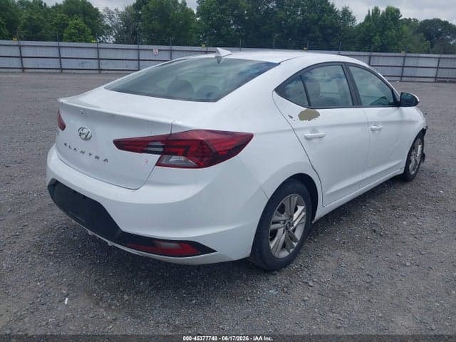 2019 HYUNDAI ELANTRA SEL 4