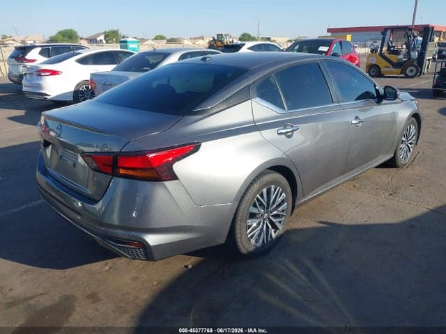 2023 NISSAN ALTIMA SV FWD 4