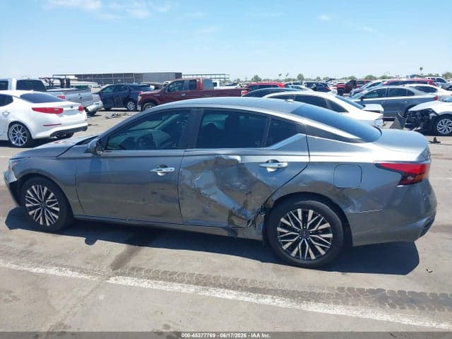 2023 NISSAN ALTIMA SV FWD 6