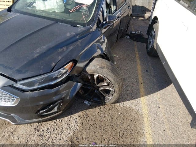 2019 FORD FUSION TITANIUM 13