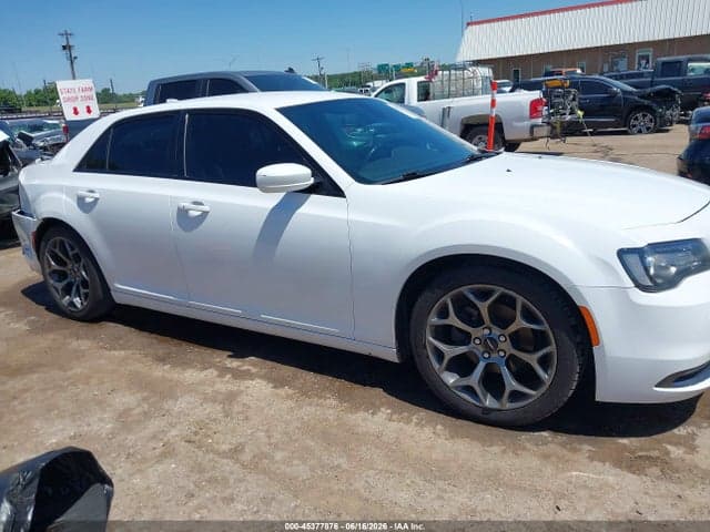 2018 CHRYSLER 300 300S 13