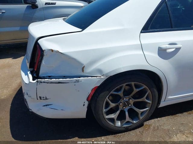 2018 CHRYSLER 300 300S 6