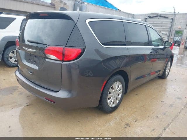 2020 CHRYSLER VOYAGER L 4