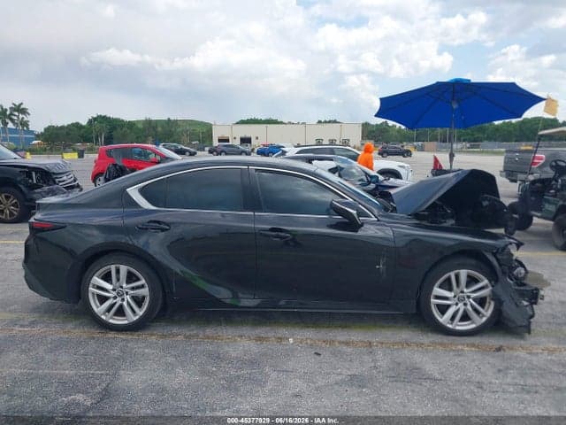2022 LEXUS IS 300 13
