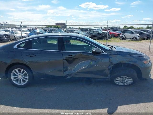 2017 CHEVROLET MALIBU 1LT 13