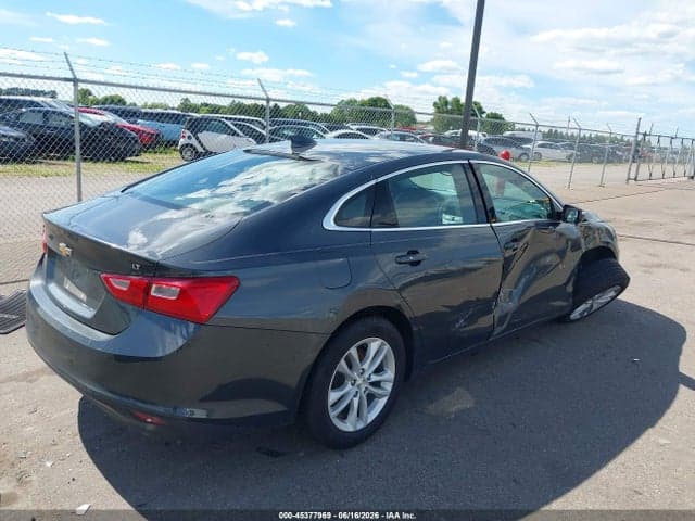 2017 CHEVROLET MALIBU 1LT 4