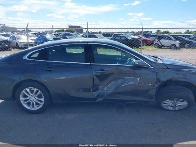 2017 CHEVROLET MALIBU 1LT 6