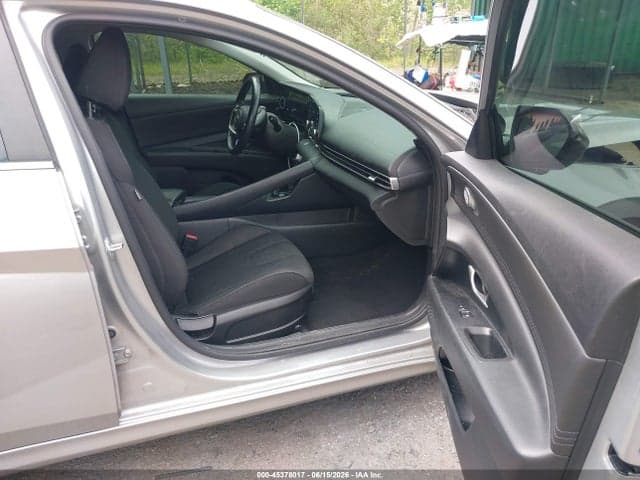 2021 HYUNDAI ELANTRA SEL 5