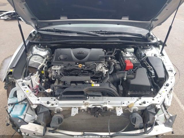 2019 TOYOTA CAMRY SE 10