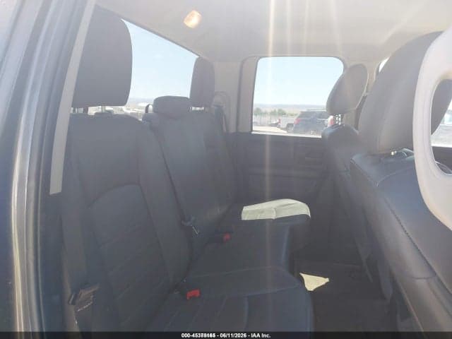 2017 RAM 1500 TRADESMAN 4X4 6'4 BOX 8