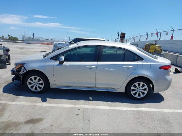 2026 TOYOTA COROLLA LE 15
