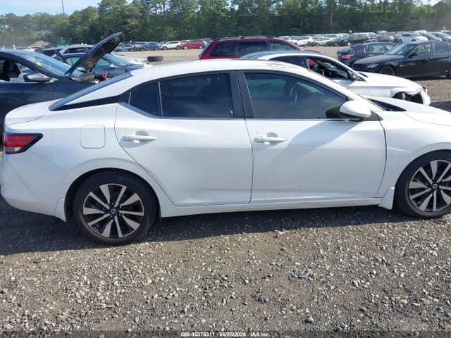 2022 NISSAN SENTRA SV XTRONIC CVT 13