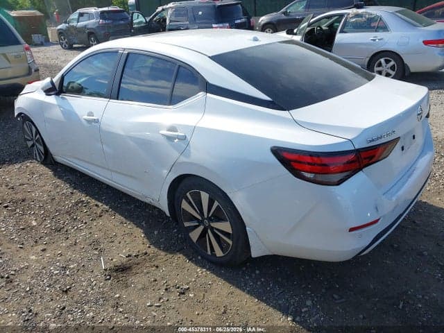 2022 NISSAN SENTRA SV XTRONIC CVT 3