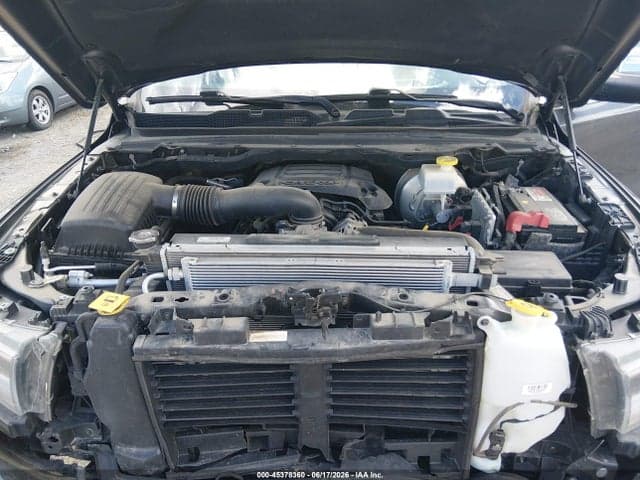 2019 RAM 1500 LARAMIE 4X4 6'4 BOX 10