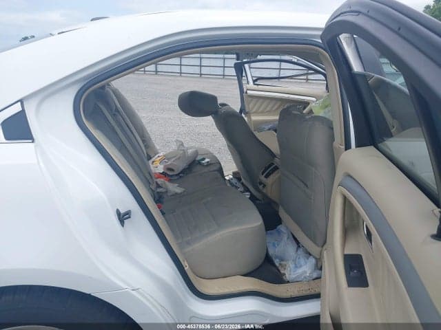 2018 FORD TAURUS SE 8