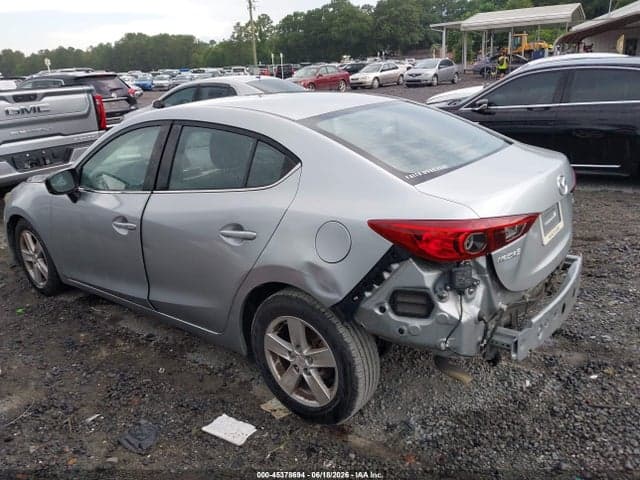 2017 MAZDA MAZDA3 TOURING 3