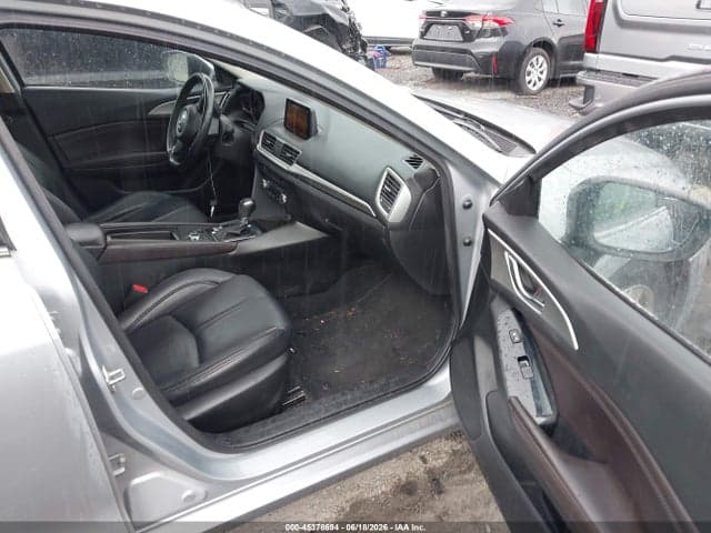 2017 MAZDA MAZDA3 TOURING 5