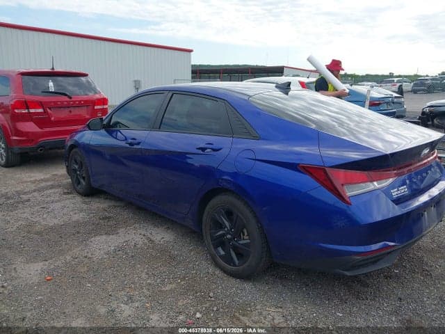 2023 HYUNDAI ELANTRA SEL 3
